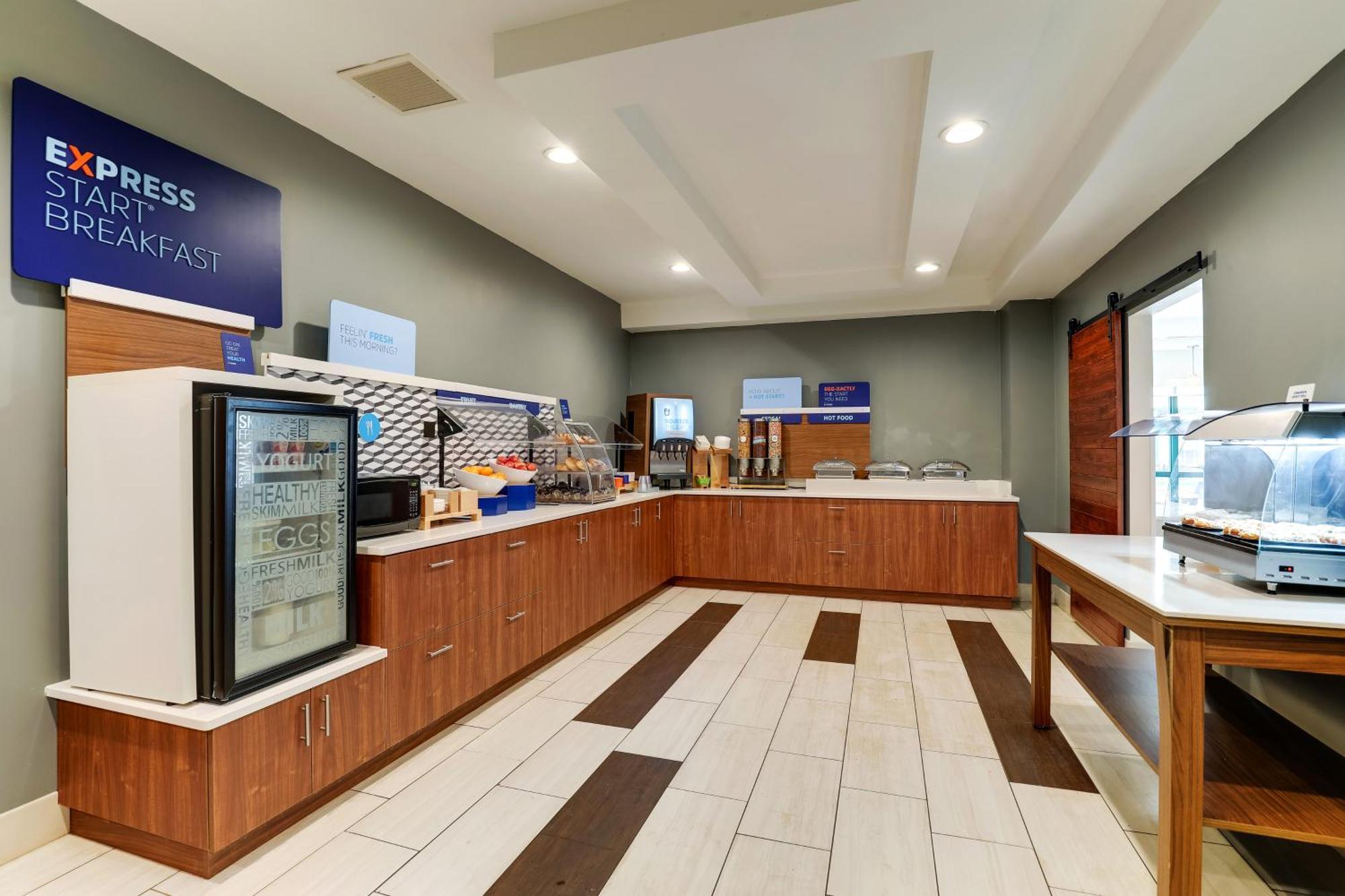 Holiday Inn Express Hotel & Suites Bryan-Montpelier By Ihg Holiday City Extérieur photo