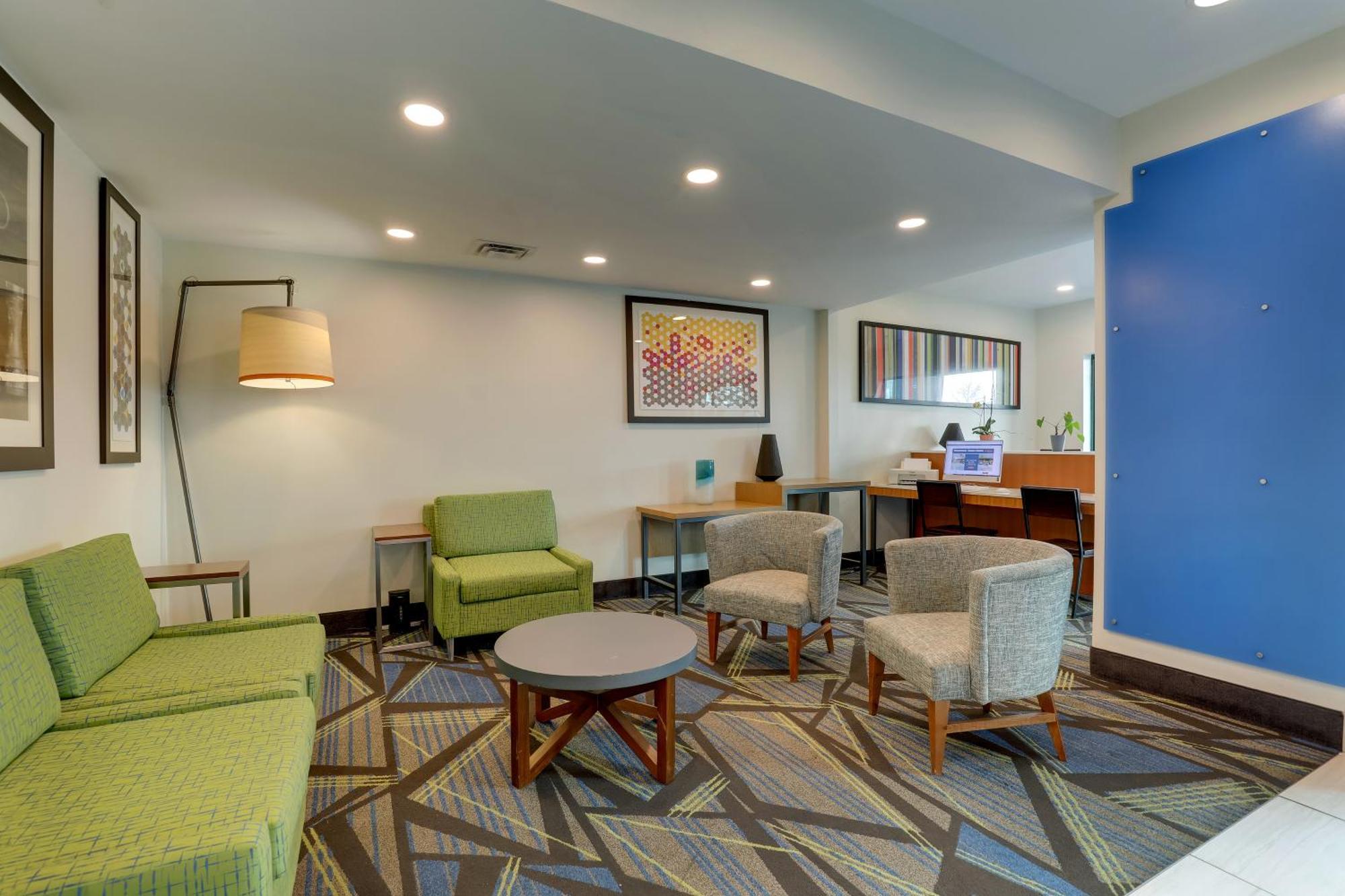 Holiday Inn Express Hotel & Suites Bryan-Montpelier By Ihg Holiday City Extérieur photo