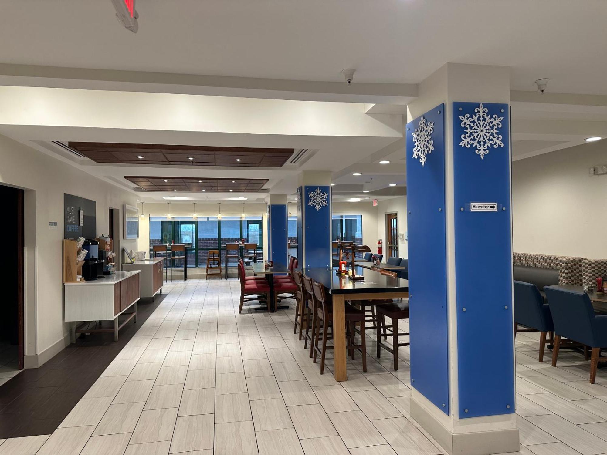 Holiday Inn Express Hotel & Suites Bryan-Montpelier By Ihg Holiday City Extérieur photo