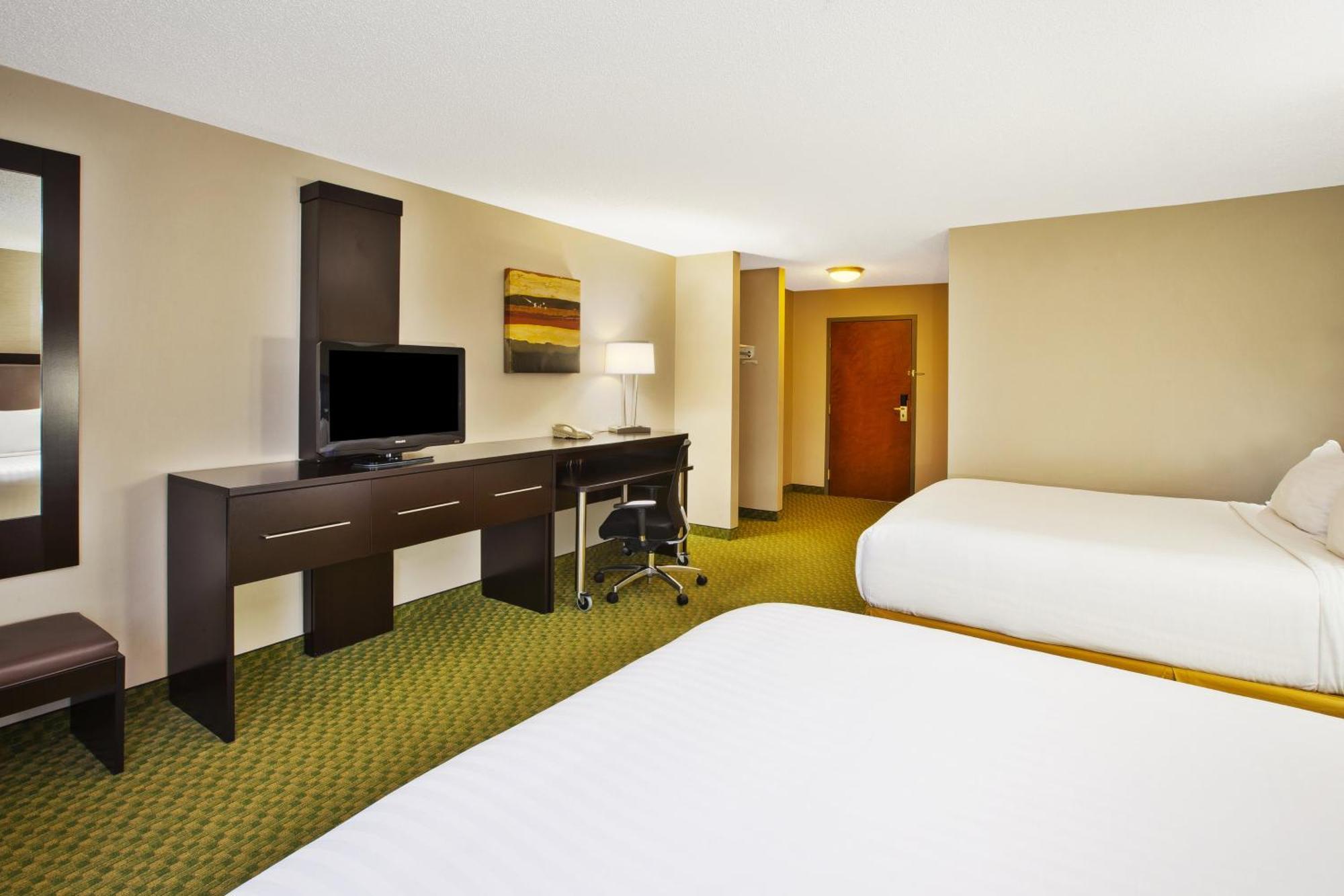 Holiday Inn Express Hotel & Suites Bryan-Montpelier By Ihg Holiday City Extérieur photo